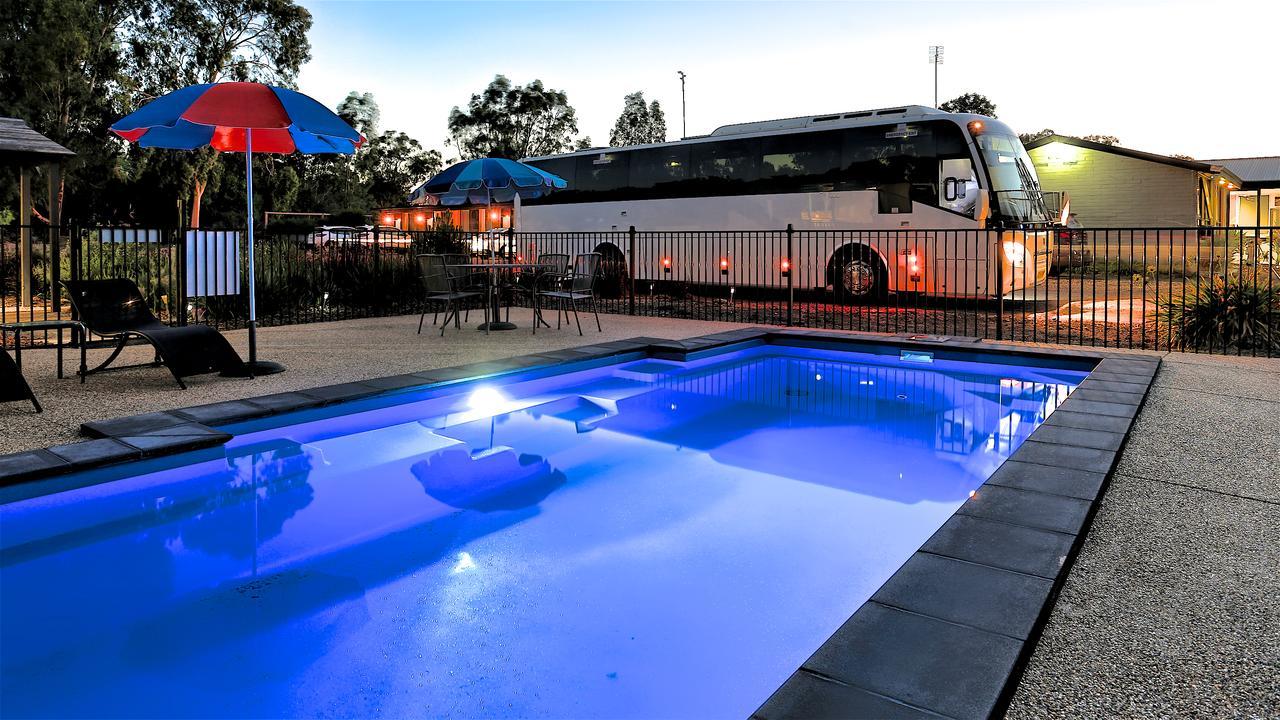 Castle Creek Motor Inn Euroa Esterno foto