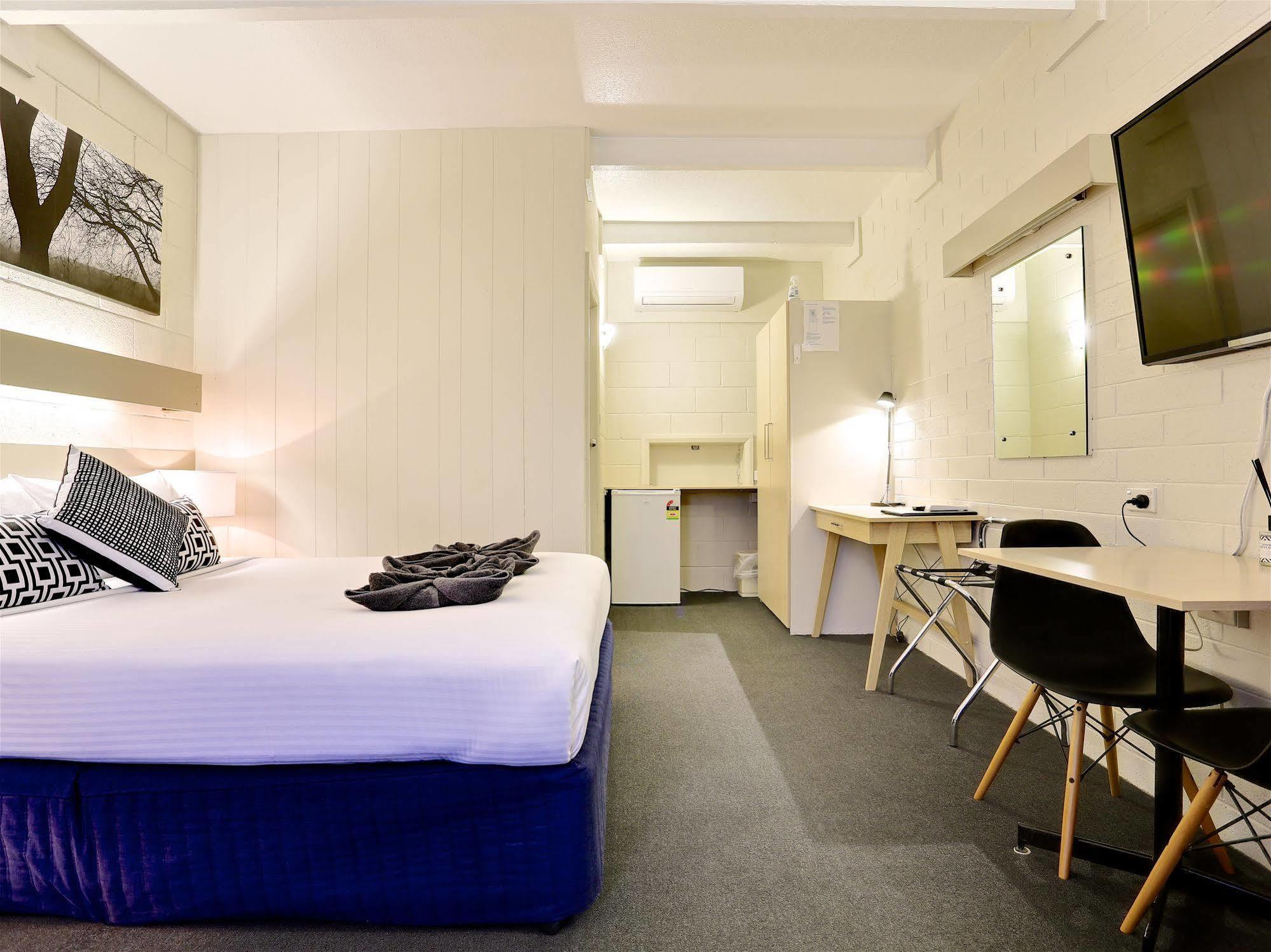 Castle Creek Motor Inn Euroa Esterno foto